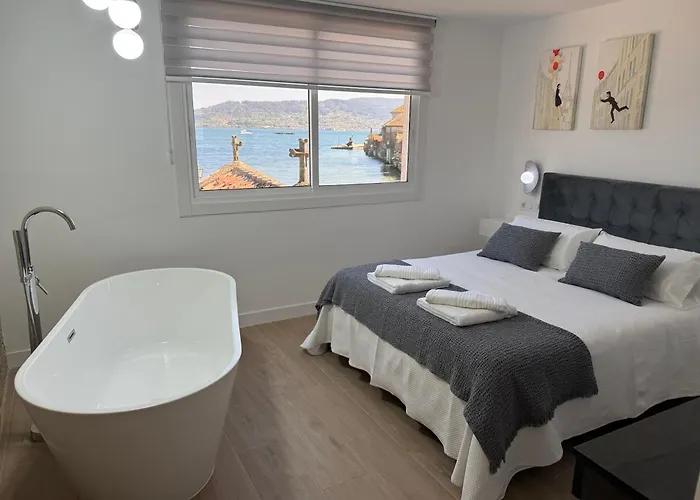 La Casa Del Horreo * Combarro